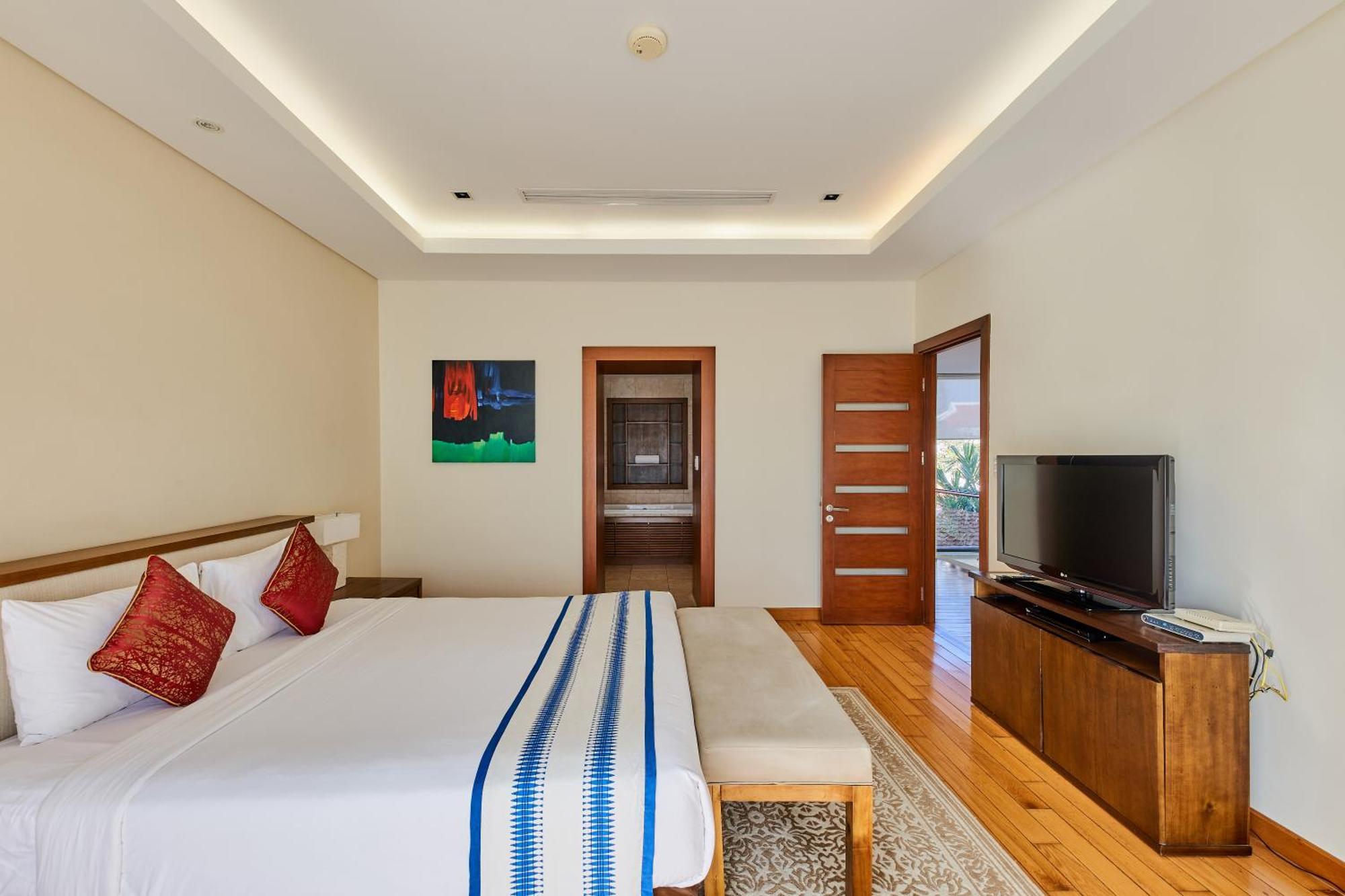 דה נאנג Luxury Dana Beach Resort & Spa חדר תמונה