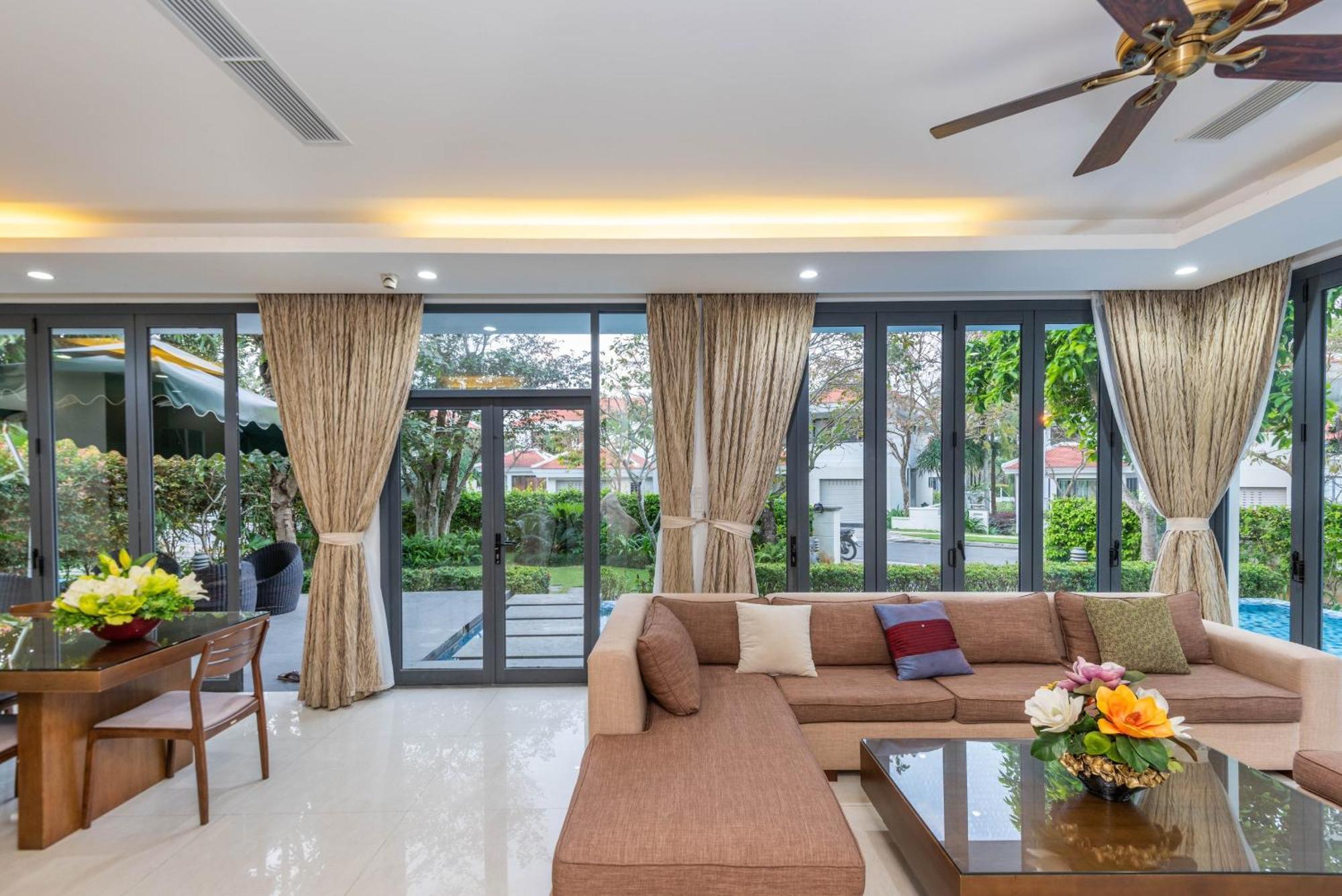 דה נאנג Luxury Dana Beach Resort & Spa חדר תמונה