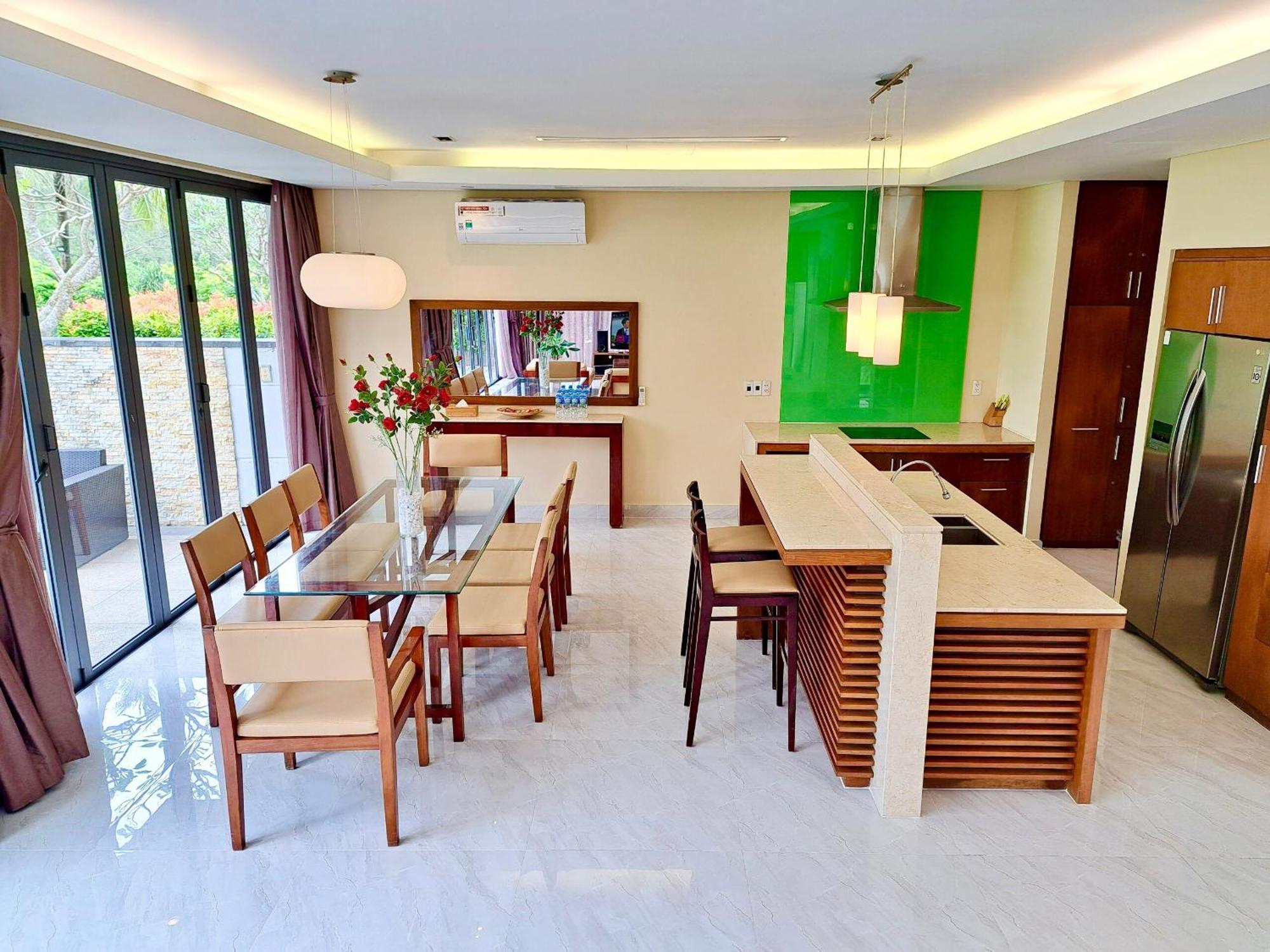 דה נאנג Luxury Dana Beach Resort & Spa חדר תמונה
